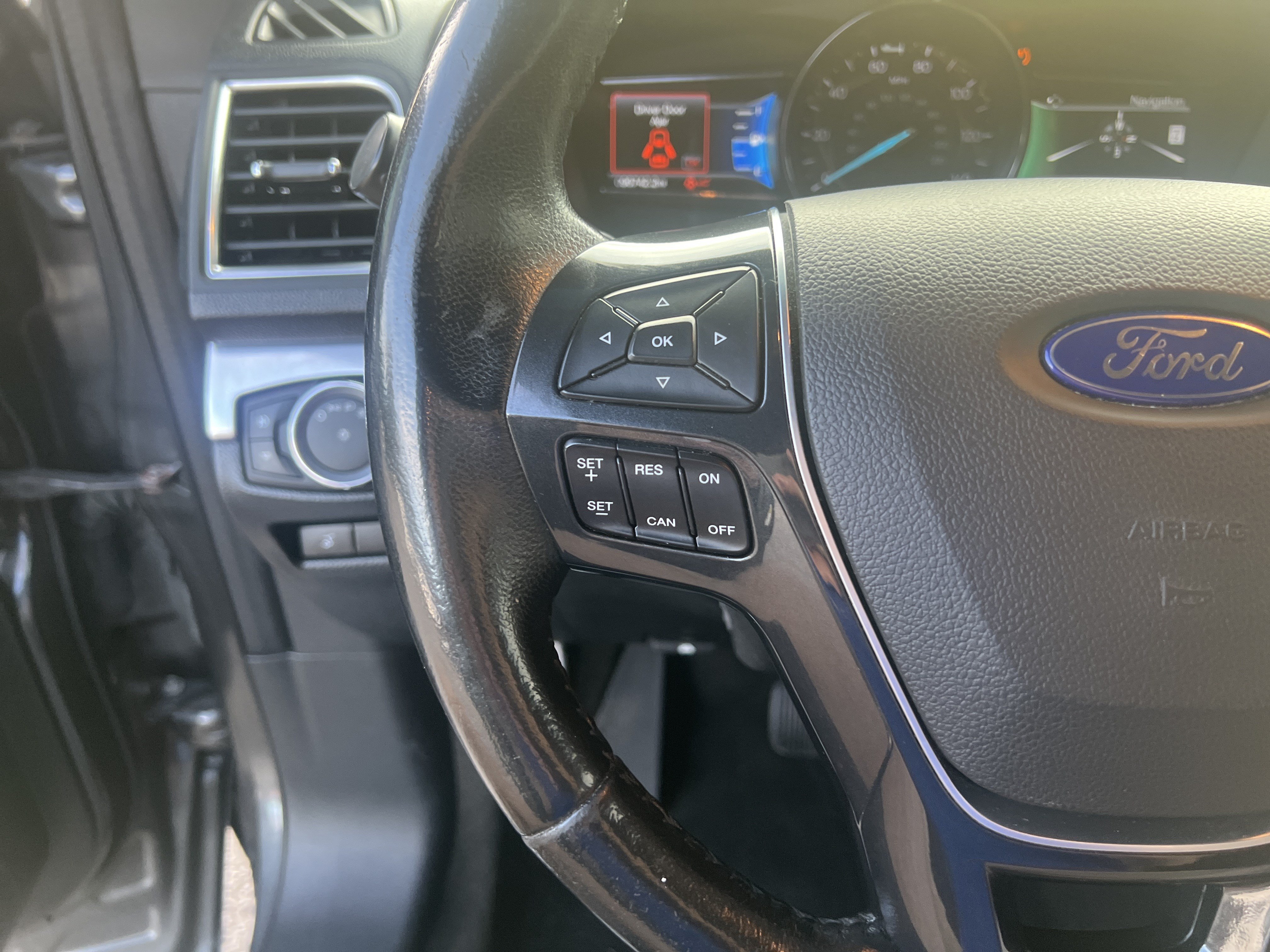 Used 2016 Ford Explorer Limited AWD/4WD image 19