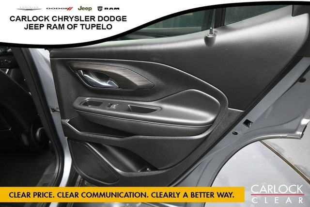 Used 2023 GMC Terrain SLT w/ LPO, Floor Liner Package AWD/4WD image 33