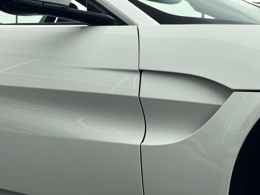 Used 2023 Aston Martin V8 Vantage Roadster image 29