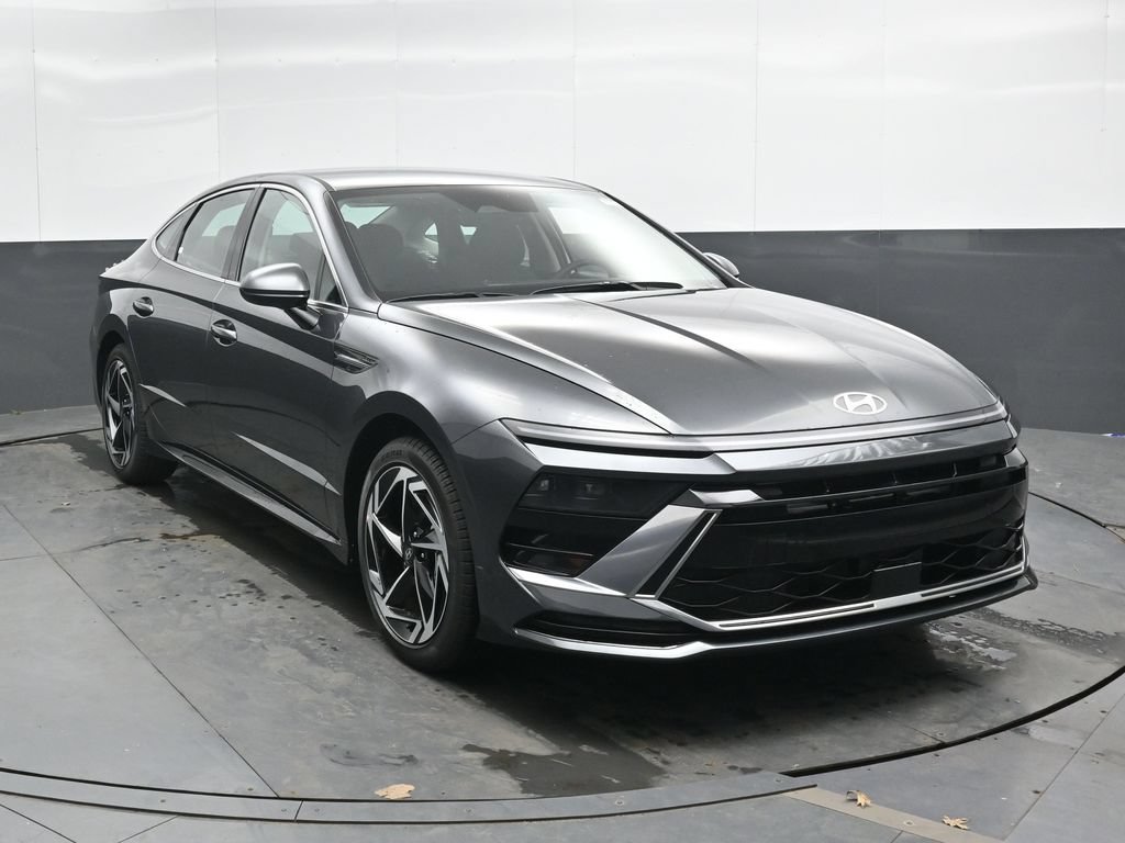 New 2026 Hyundai Sonata SEL FWD image 4