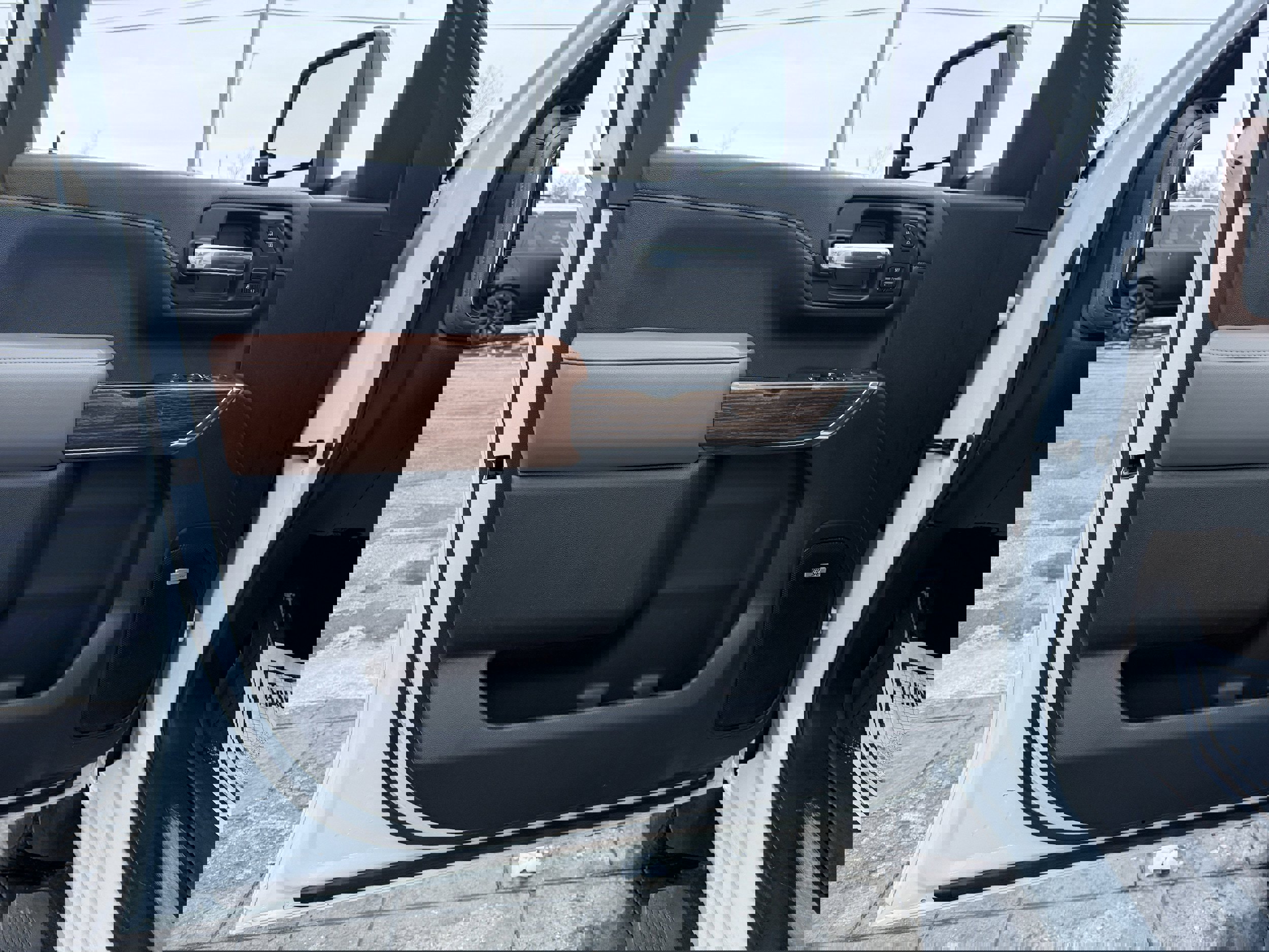 Used 2020 Chevrolet Silverado 2500 High Country image 12