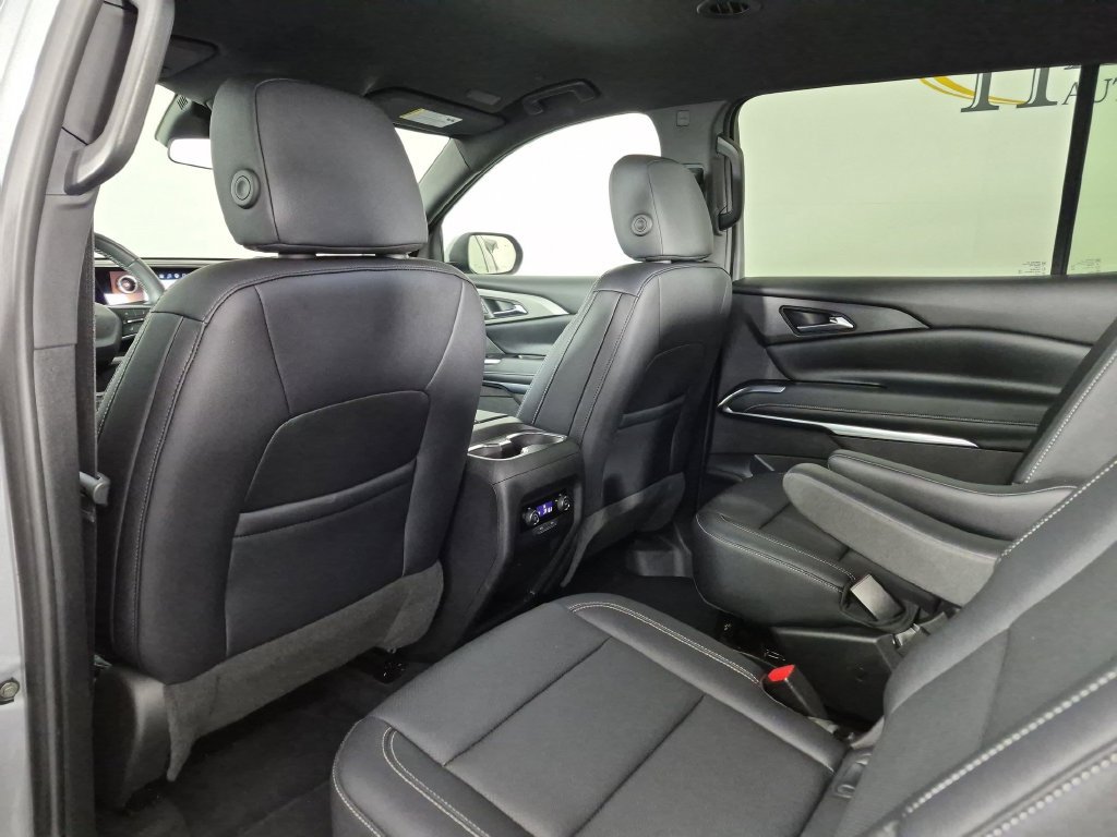 Certified 2025 Chevrolet Traverse LT AWD/4WD image 33