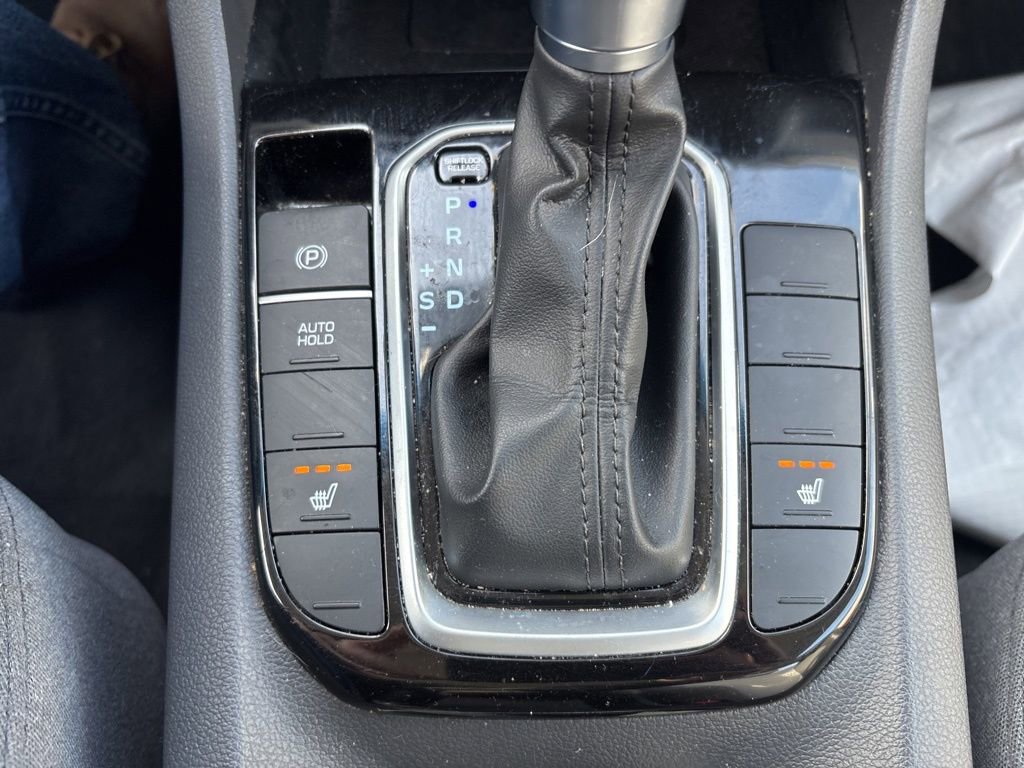 Used 2020 Hyundai Ioniq SEL image 25