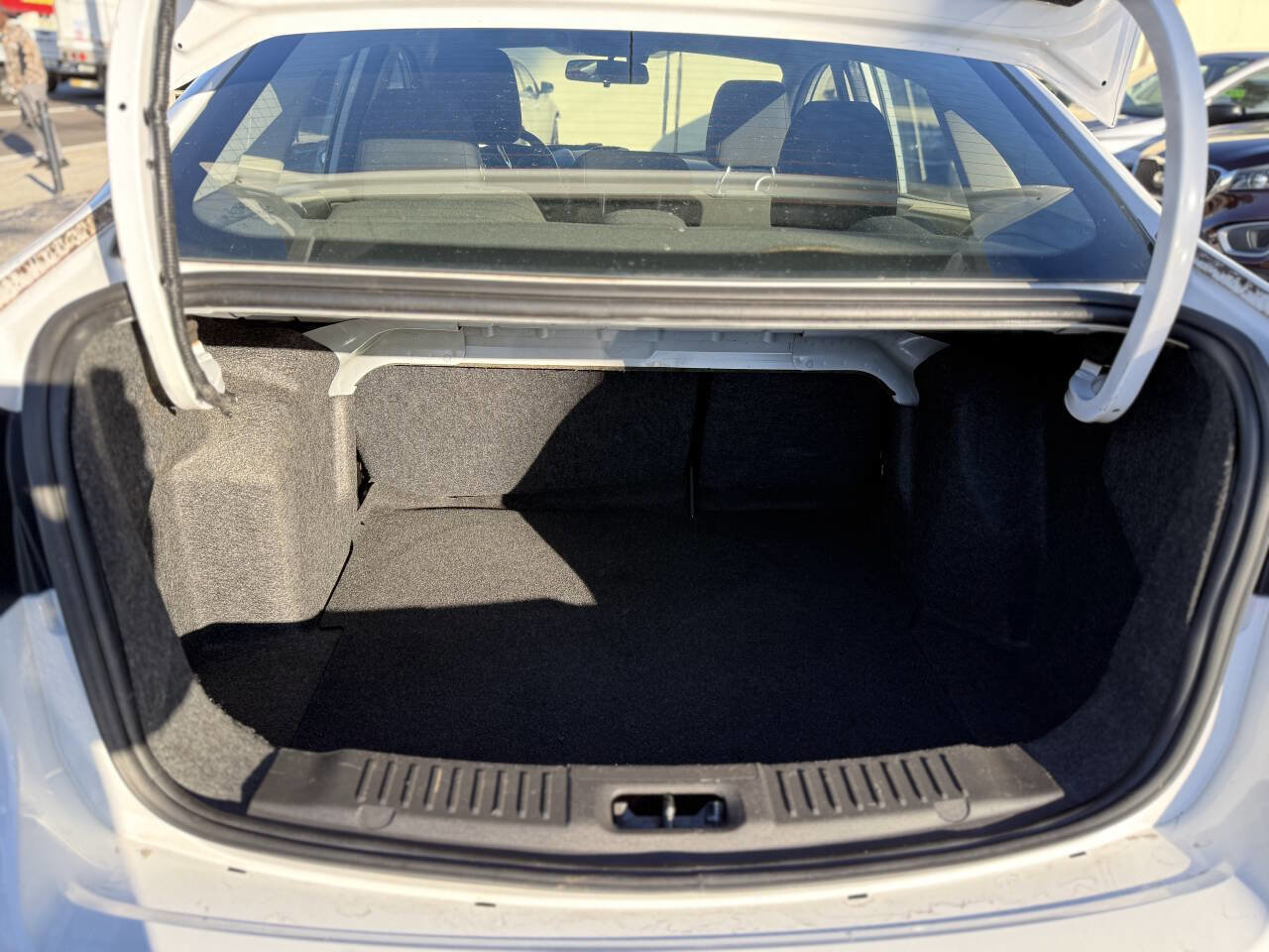 Used 2017 Ford Fiesta SE image 21