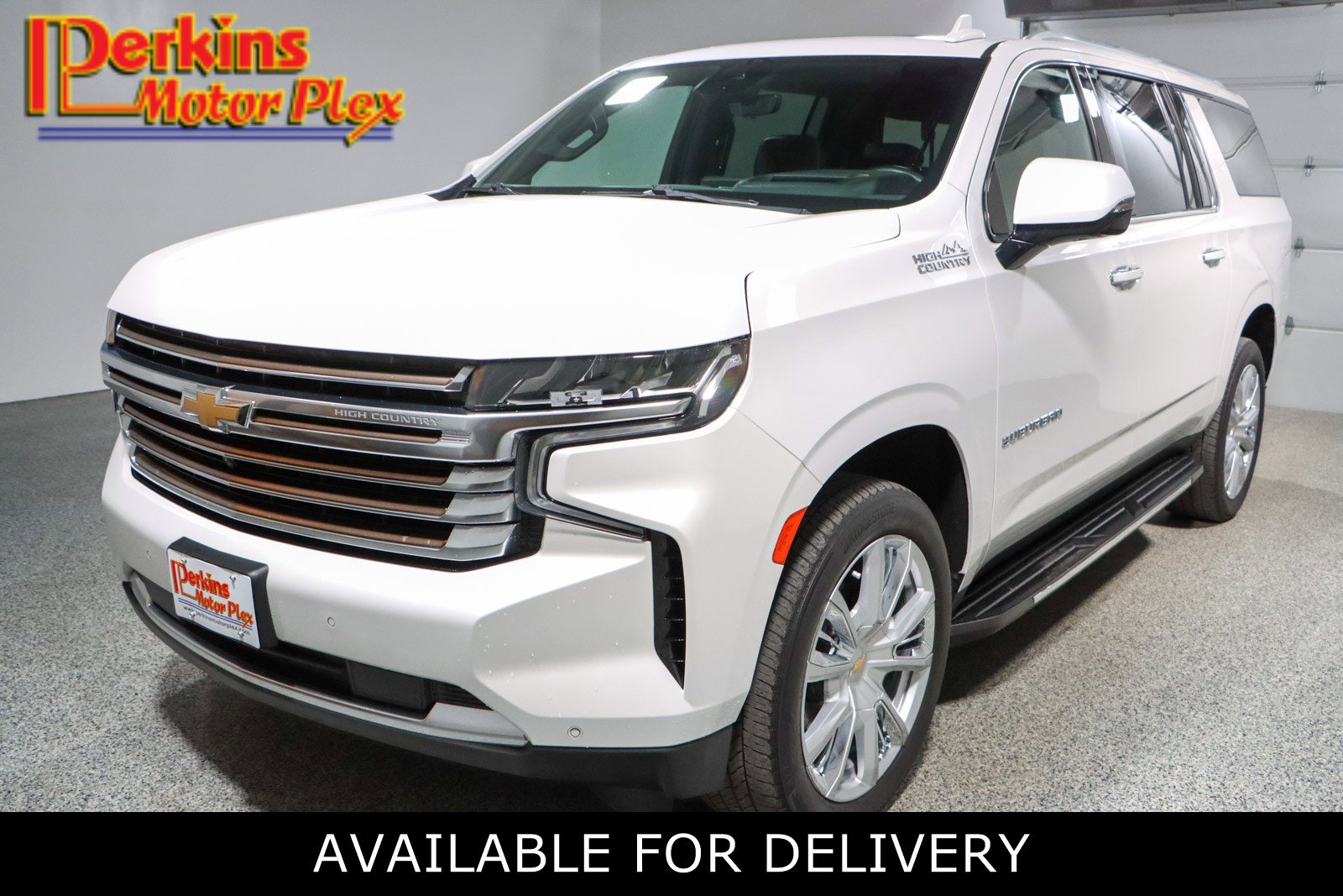 Used 2023 Chevrolet Suburban High Country image 1