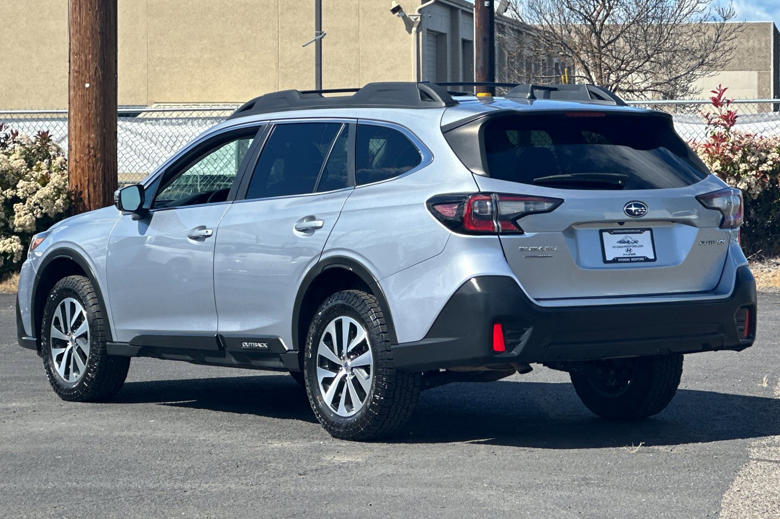Used 2022 Subaru Outback Premium AWD/4WD image 6