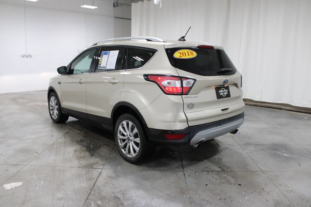 Used 2018 Ford Escape Titanium w/ Ford Safe & Smart Package FWD image 7