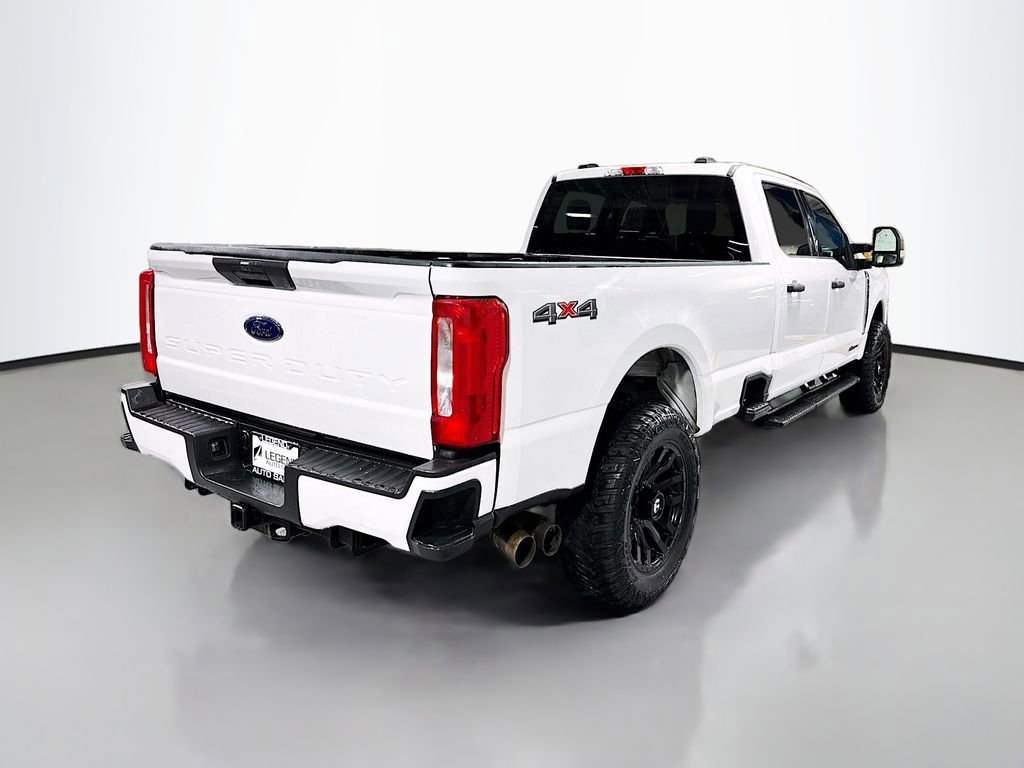 Used 2024 Ford F350 XLT image 7