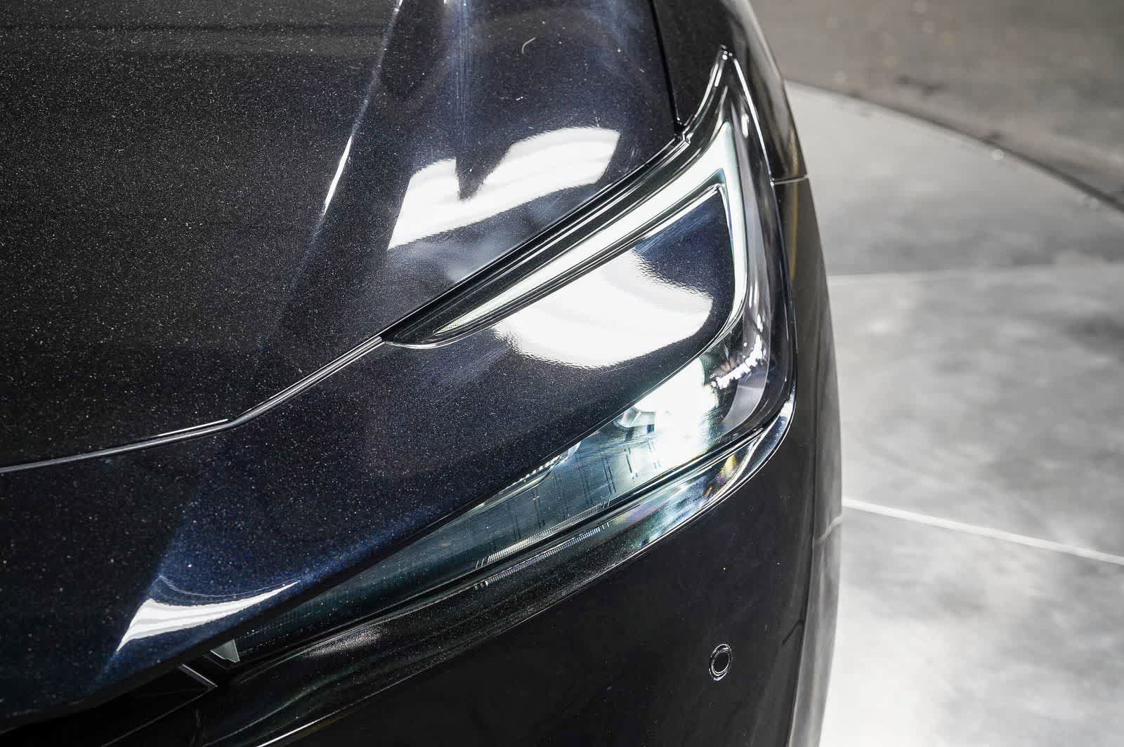 Certified 2023 Toyota Prius XLE FWD image 8