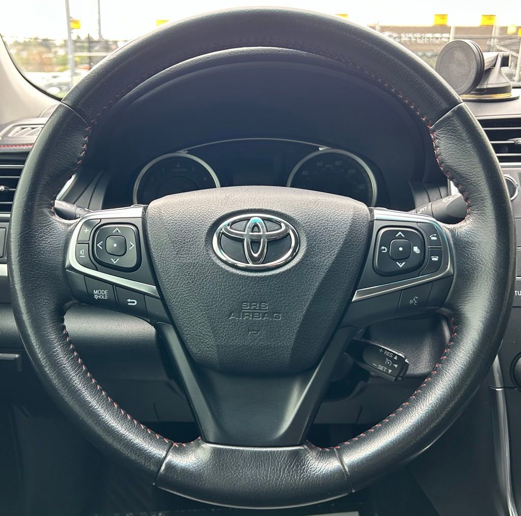 Certified 2016 Toyota Camry SE FWD image 19