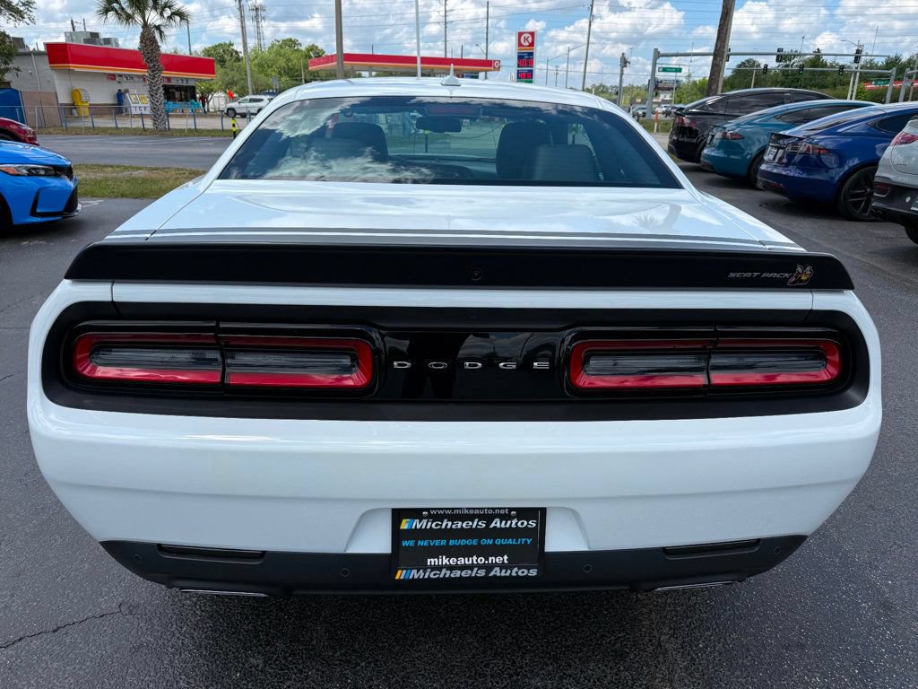 Used 2022 Dodge Challenger R/T Scat Pack RWD image 6