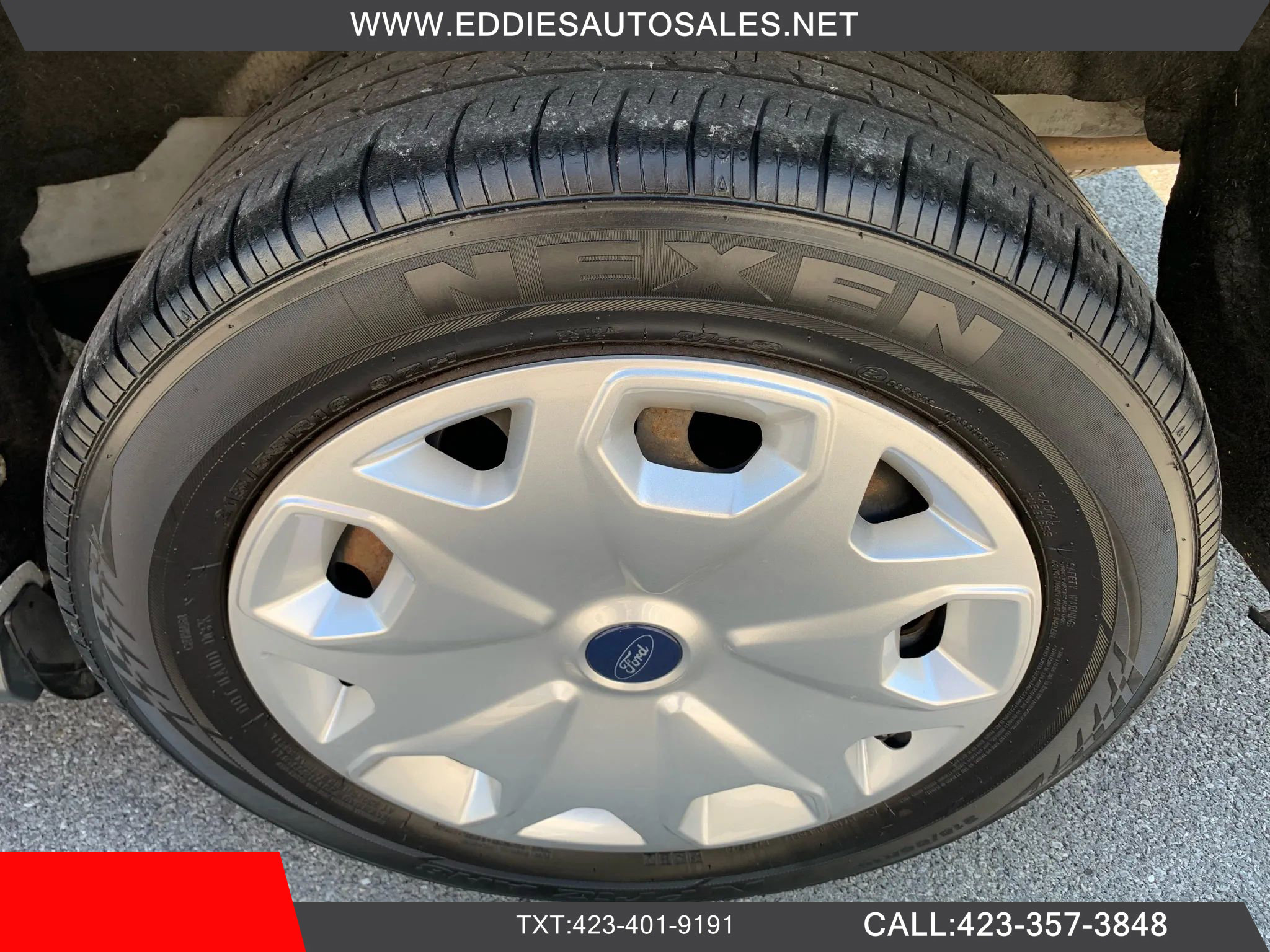 Used 2016 Ford Transit Connect XL image 32