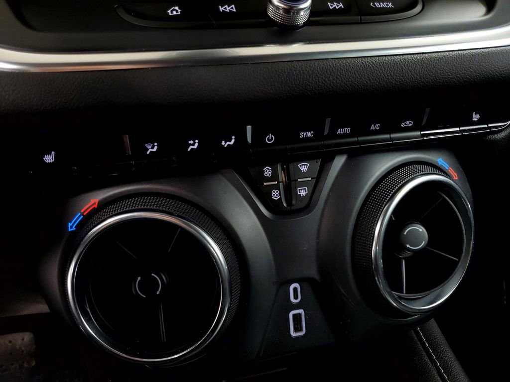 Used 2023 Chevrolet Blazer LT w/ Convenience Package image 16