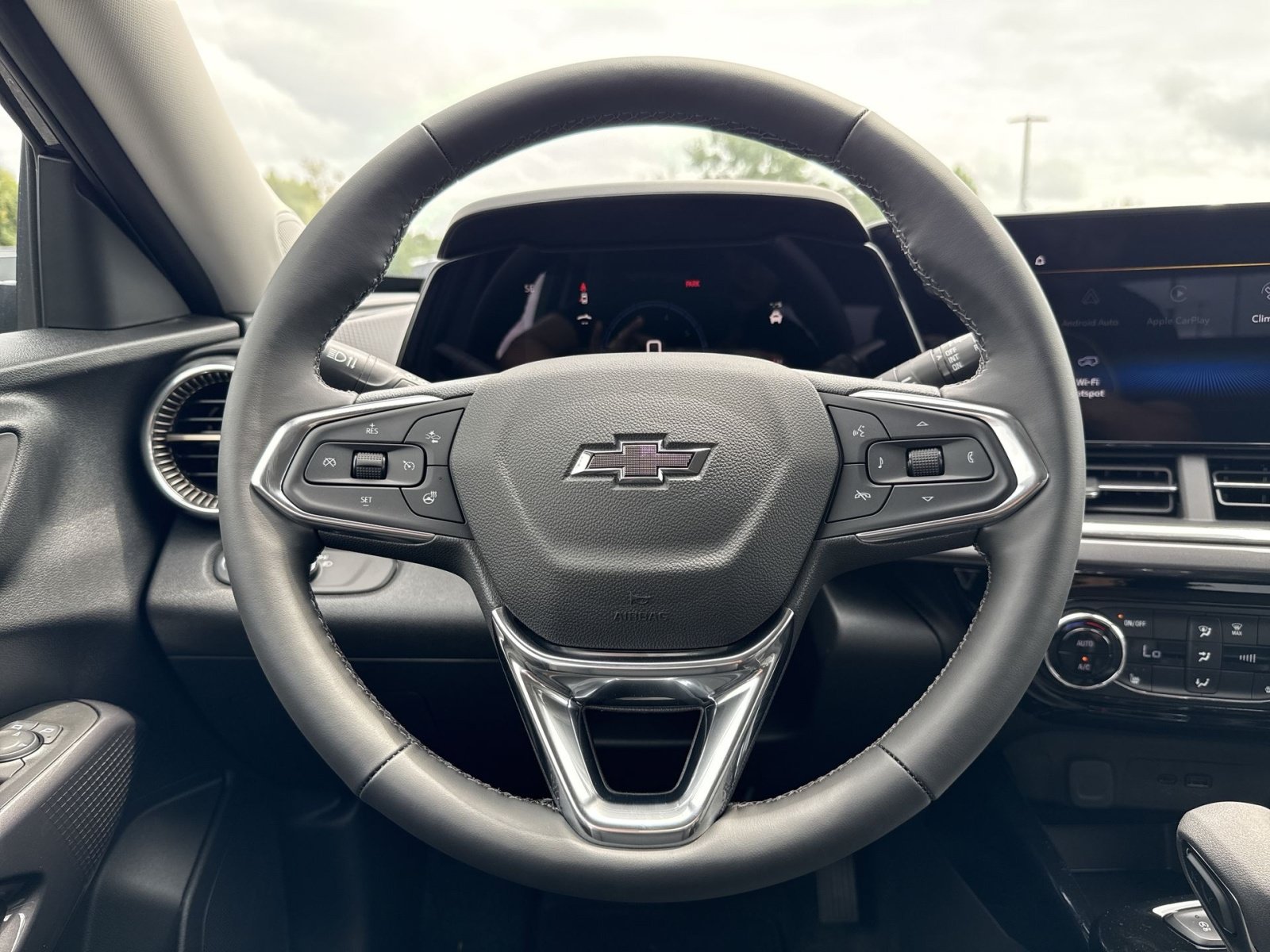 New 2026 Chevrolet Trax ACTIV w/ Driver Confidence Package FWD image 17