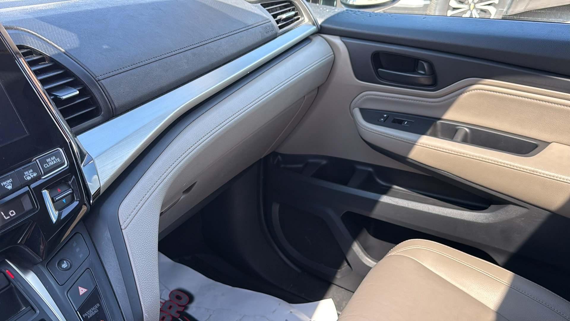 Used 2018 Honda Odyssey Touring image 26