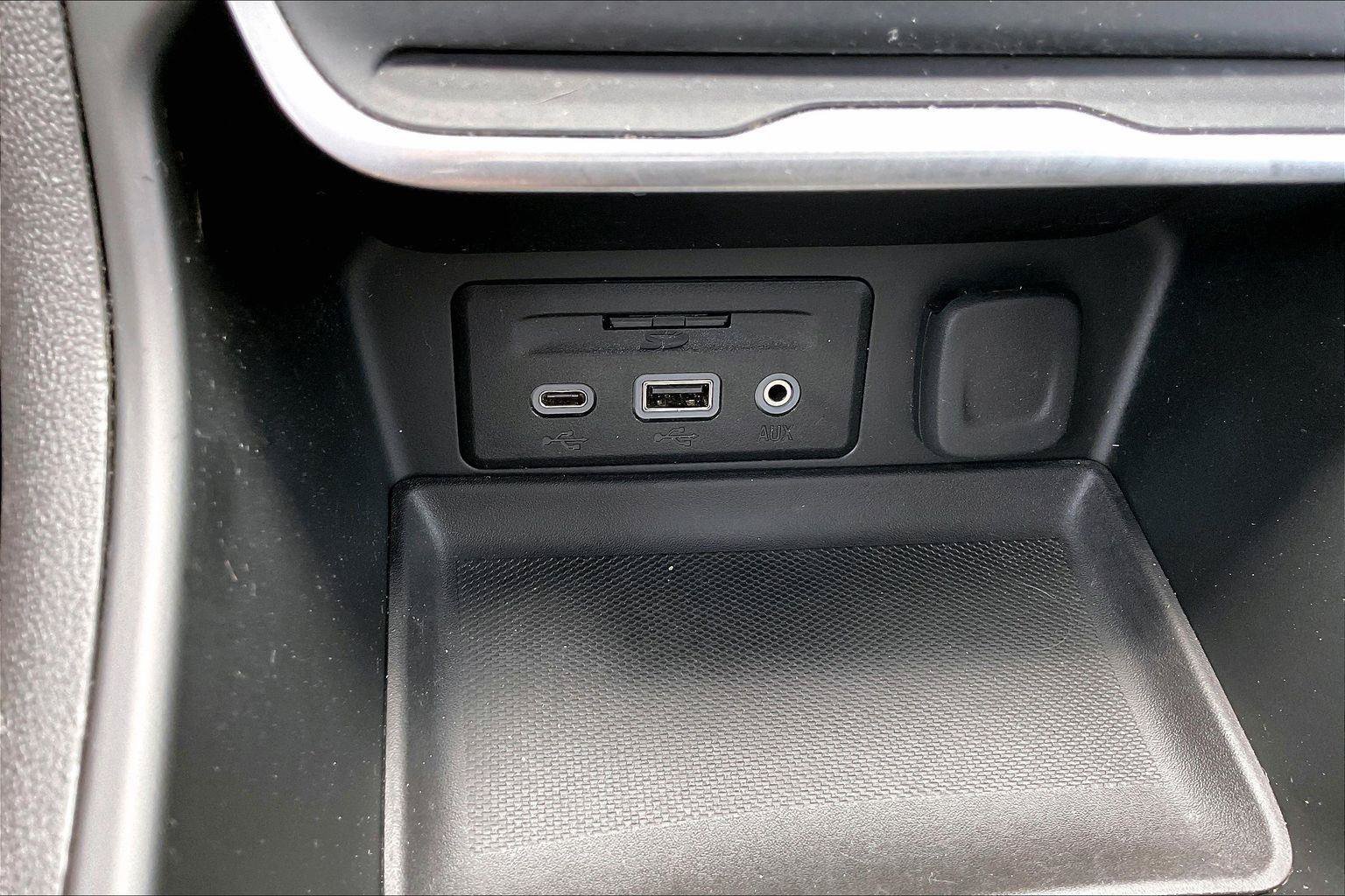 Used 2018 GMC Terrain Denali w/ Driver Alert Package II AWD/4WD image 32