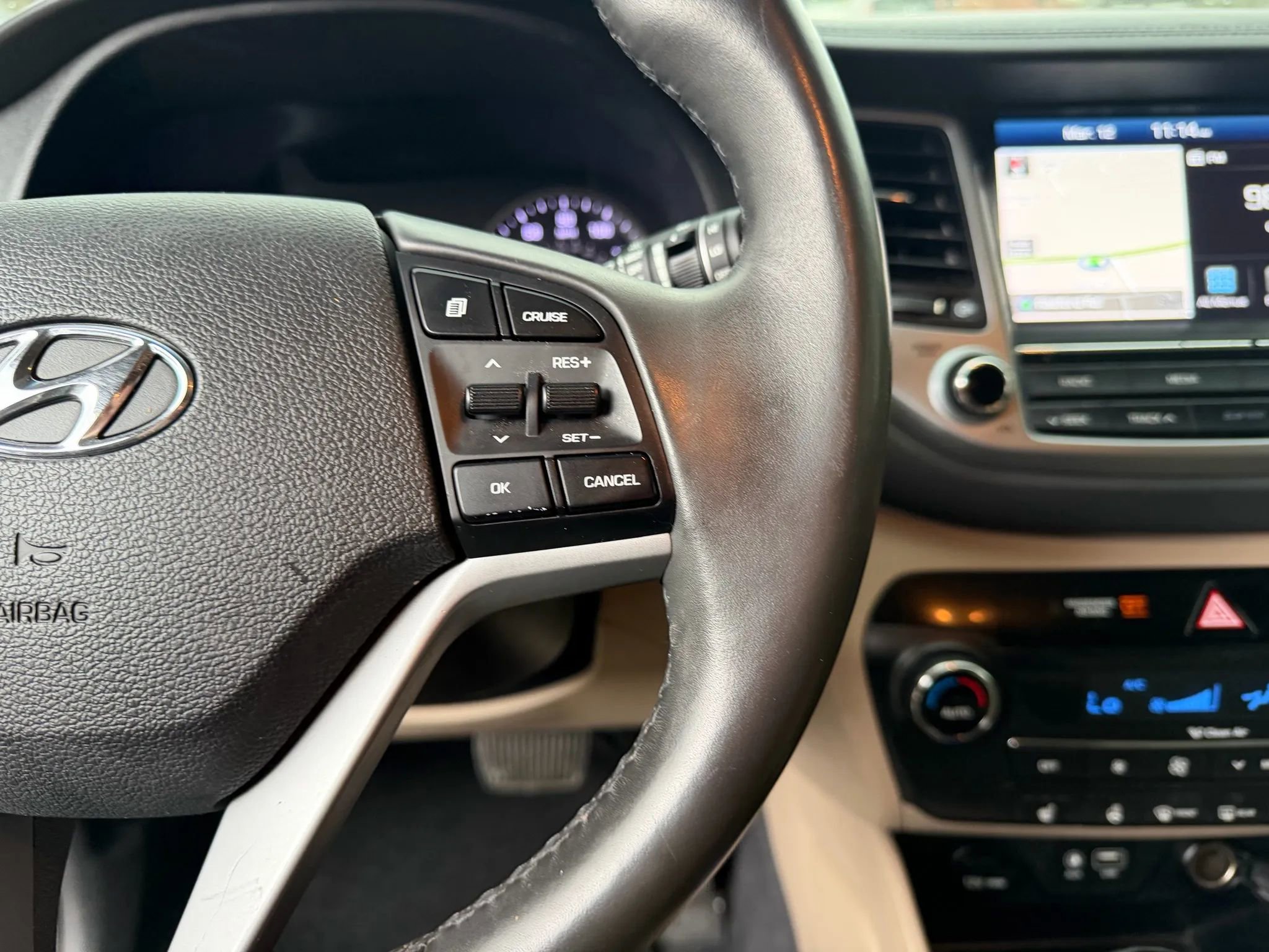 Used 2018 Hyundai Tucson Limited image 15