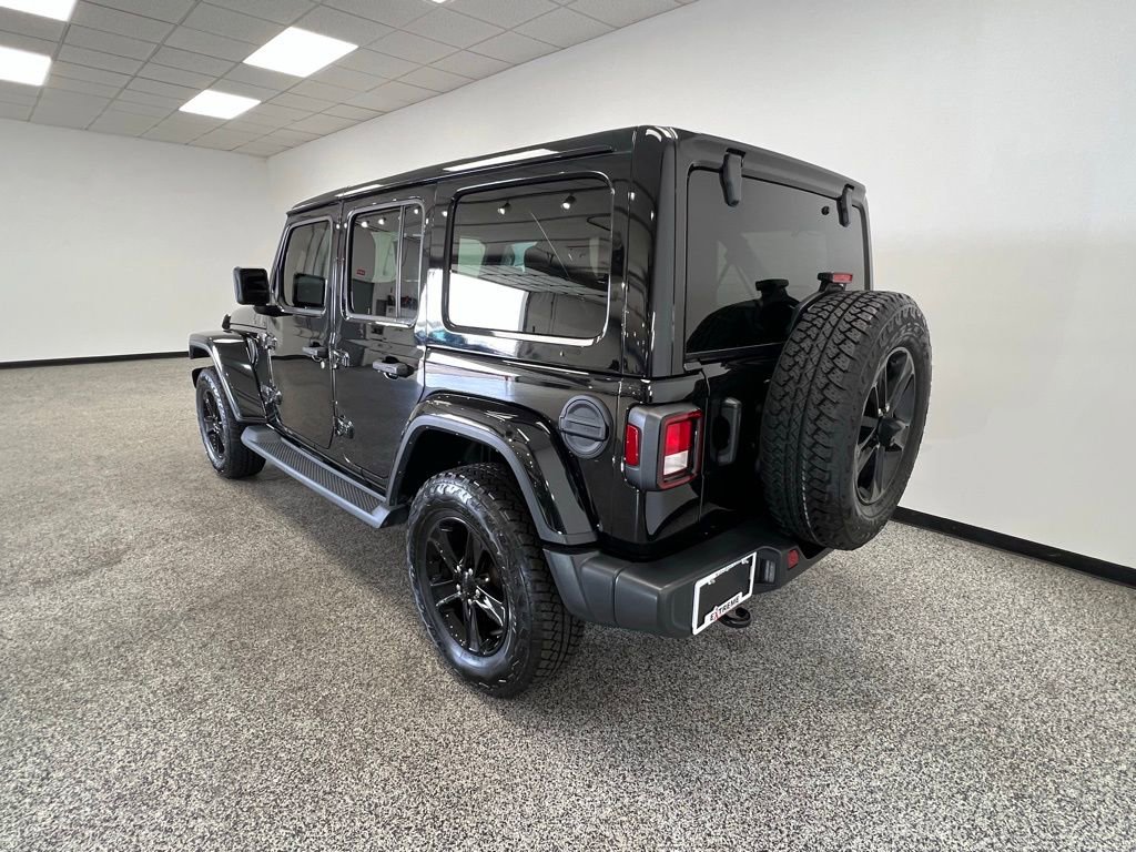 Used 2022 Jeep Wrangler Unlimited Sahara image 17