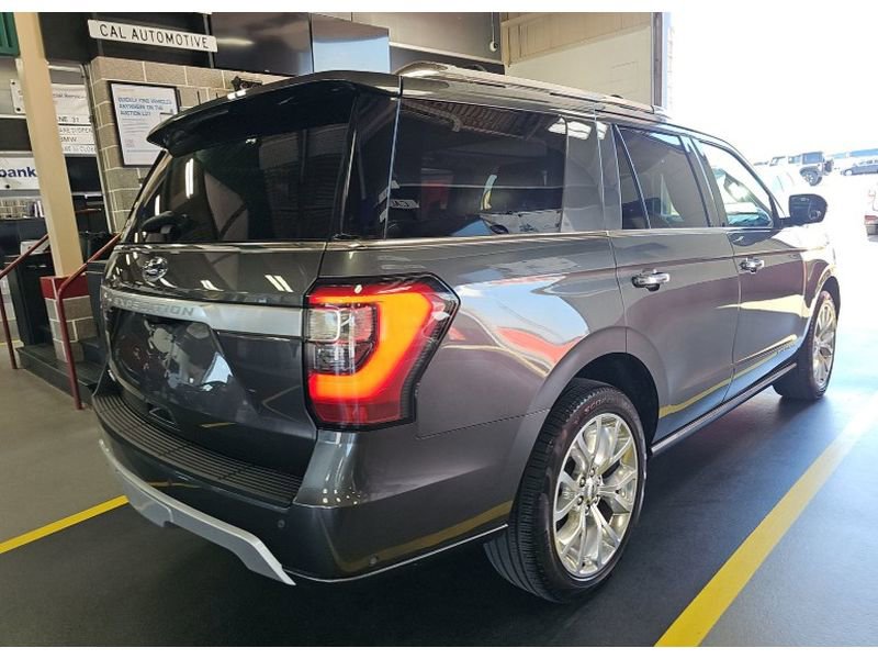 Used 2019 Ford Expedition Platinum AWD/4WD image 4
