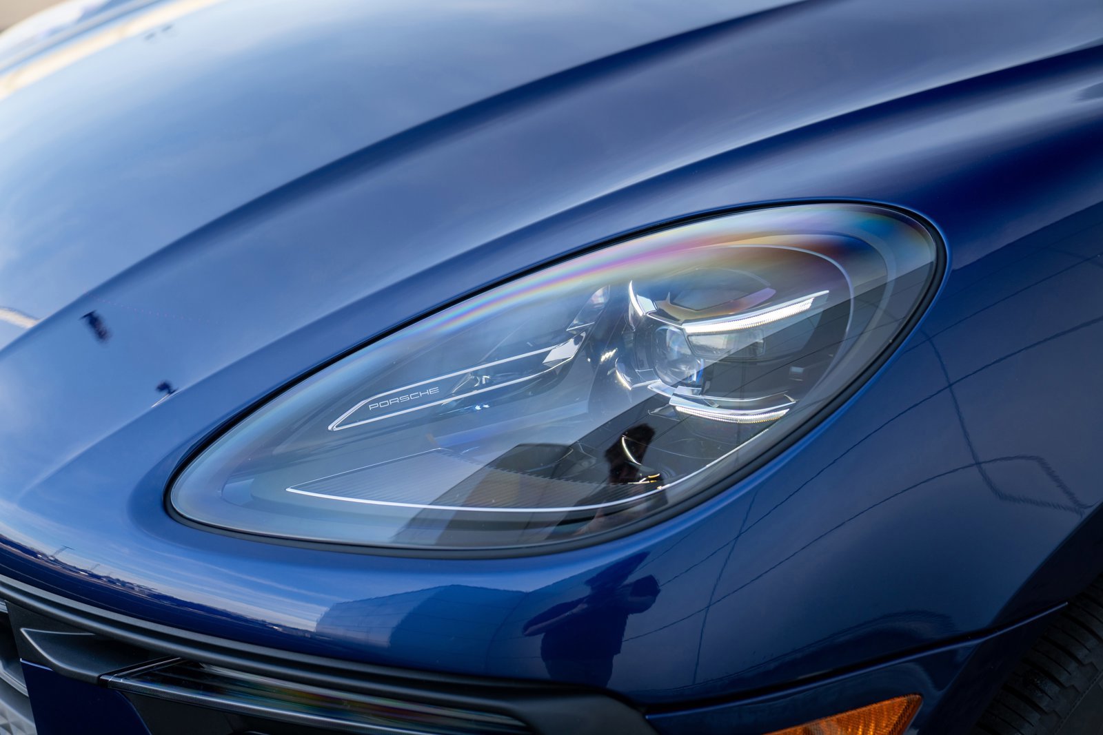 Certified 2024 Porsche Macan image 30