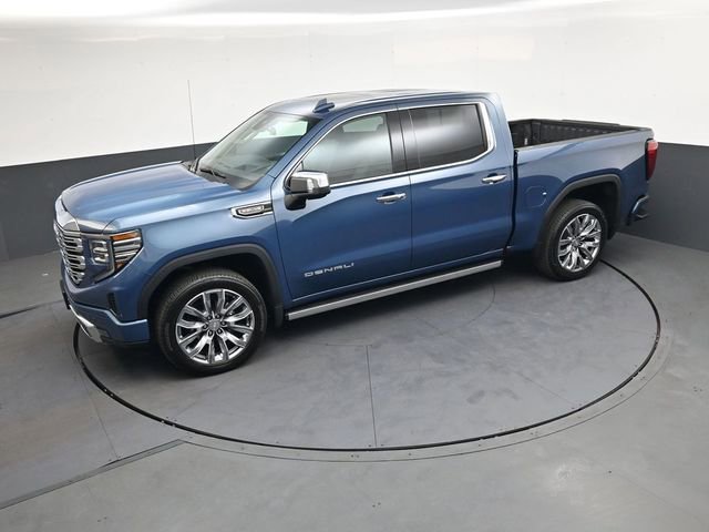 Used 2025 GMC Sierra 1500 Denali w/ Denali Reserve Package AWD/4WD image 28
