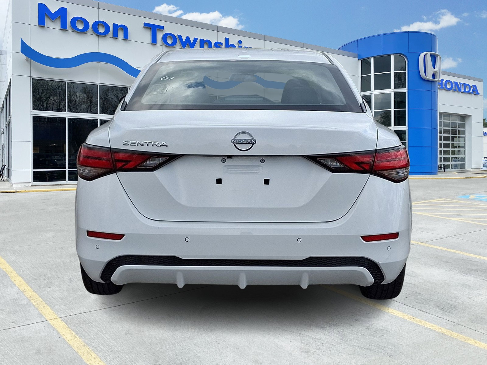 Used 2025 Nissan Sentra SV image 5