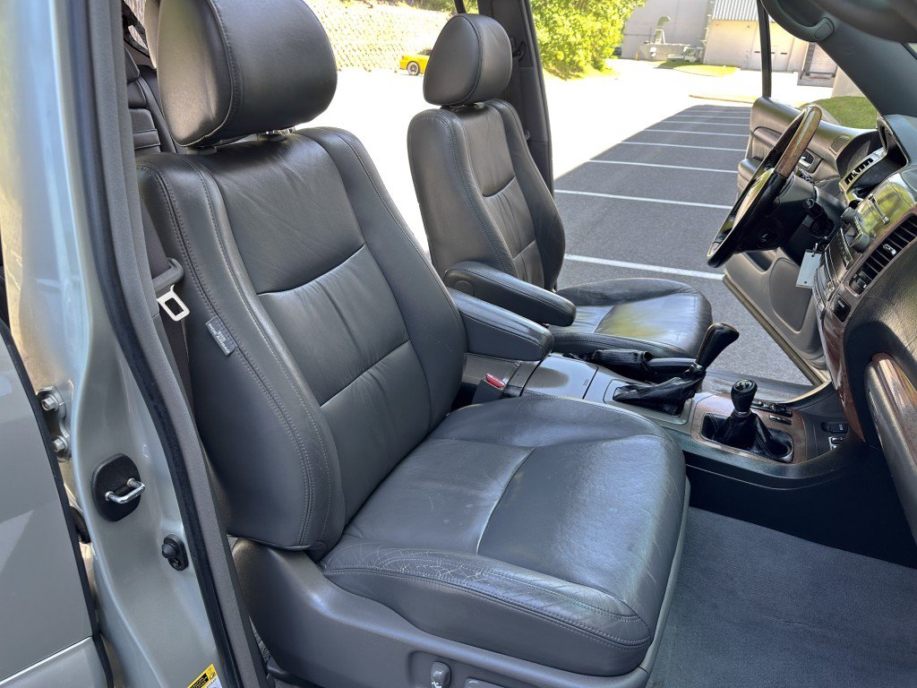 Used 2004 Lexus GX 470 w/ Preferred Accessory Pkg AWD/4WD image 28