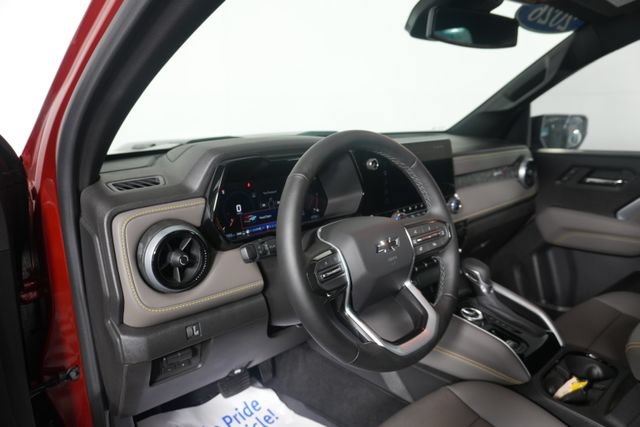 Used 2026 Chevrolet Colorado ZR2 w/ Technology Package AWD/4WD image 21