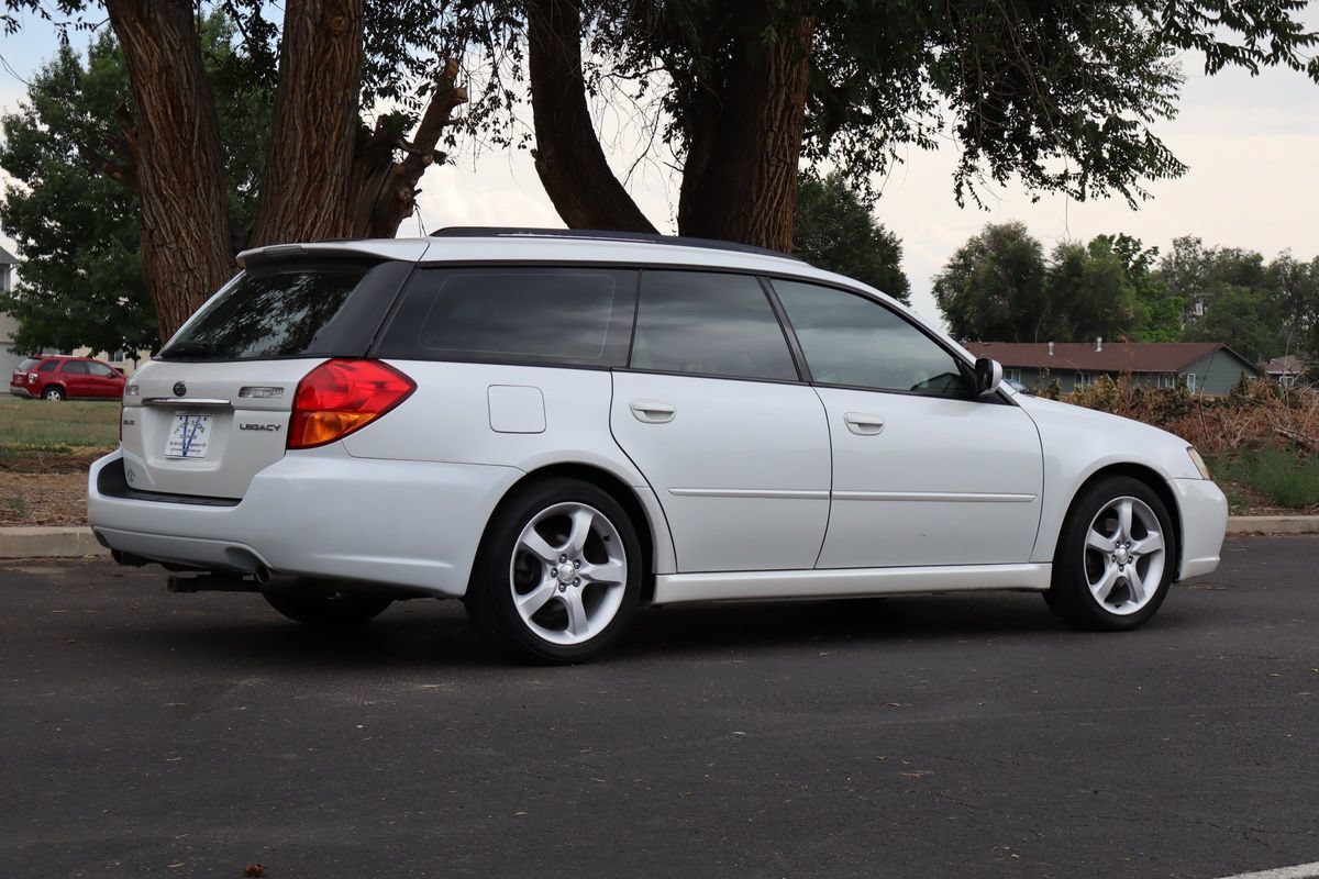 Used 2007 Subaru Legacy Wagon AWD/4WD image 5