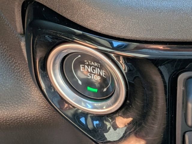 Used 2023 GMC Sierra 1500 SLT w/ SLT Premium Plus Package image 33