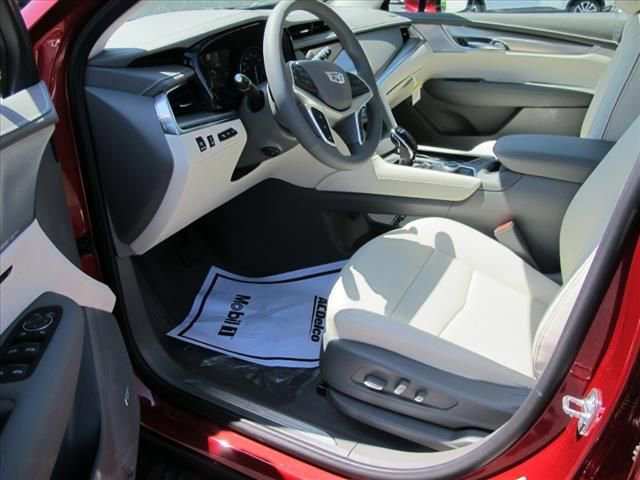 New 2025 Cadillac XT5 Premium Luxury w/ LPO, Red Accent Package image 11