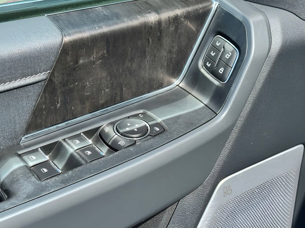 Used 2022 Ford F150 Lariat w/ Equipment Group 502A High image 31