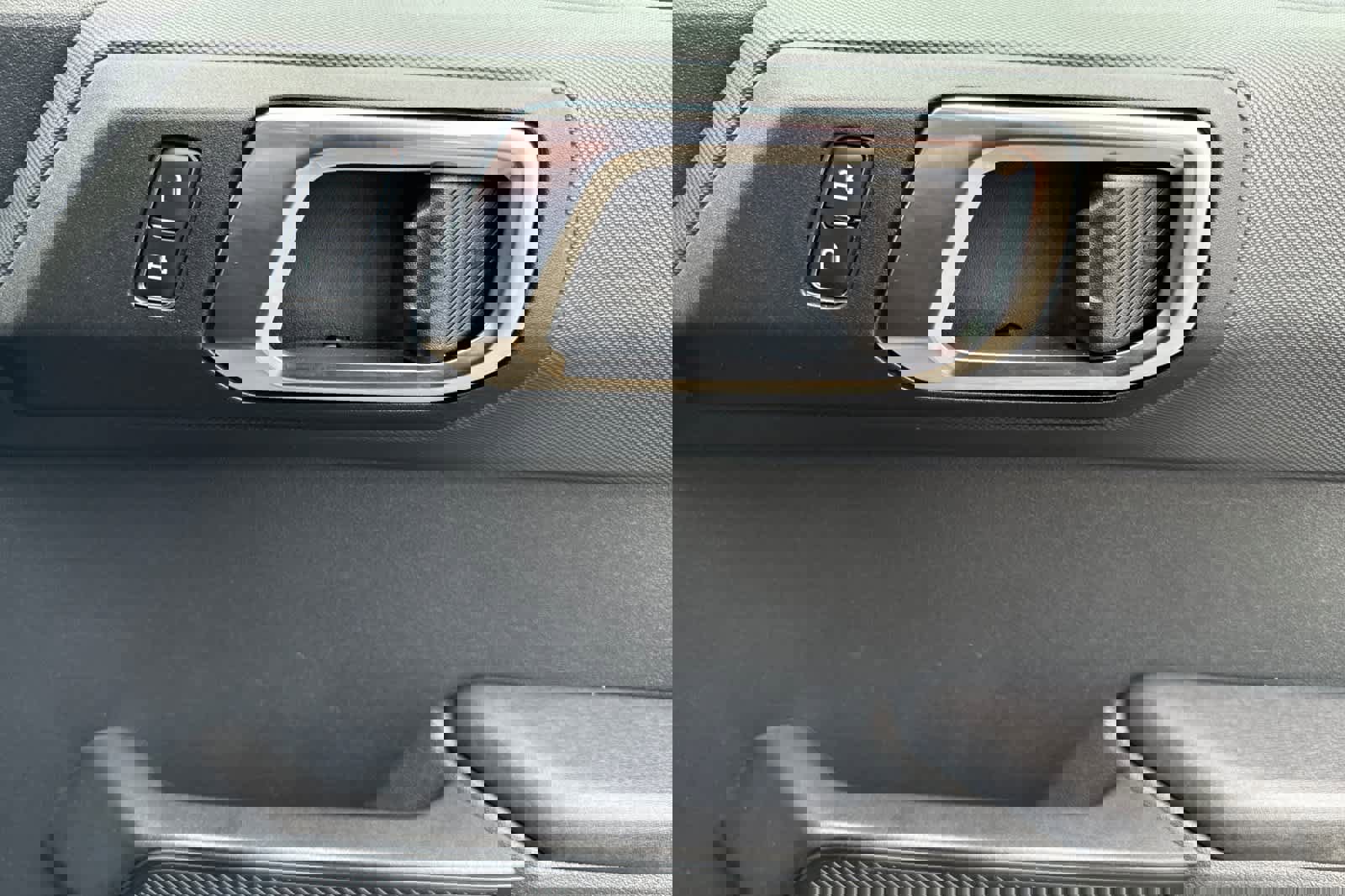 Used 2025 Ford Bronco Big Bend image 19