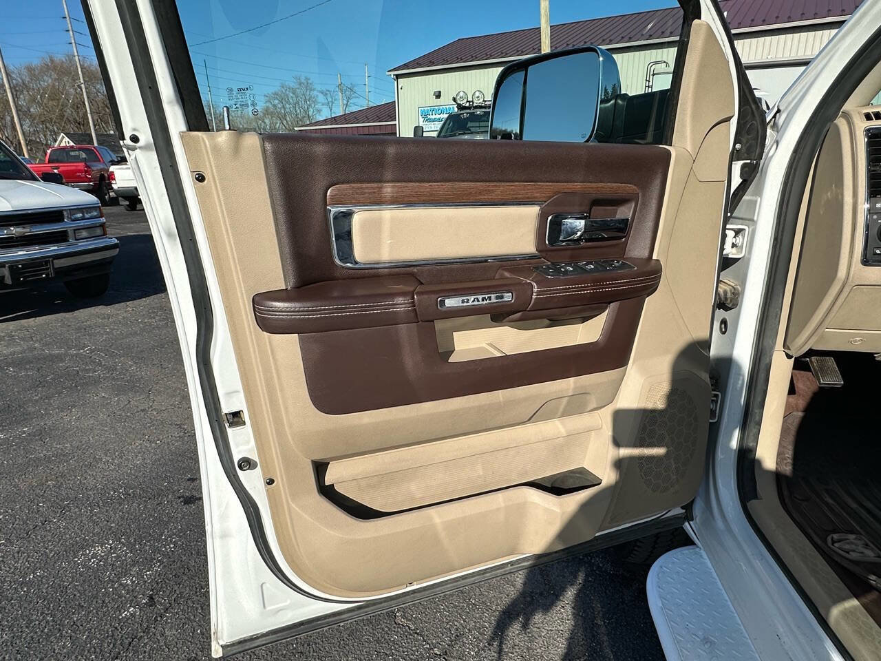 Used 2014 RAM 3500 Laramie image 12