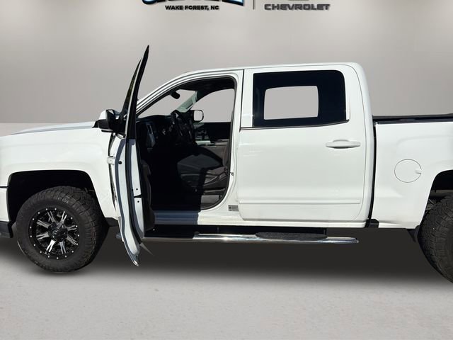 Used 2018 Chevrolet Silverado 1500 LT w/ All Star Edition image 13