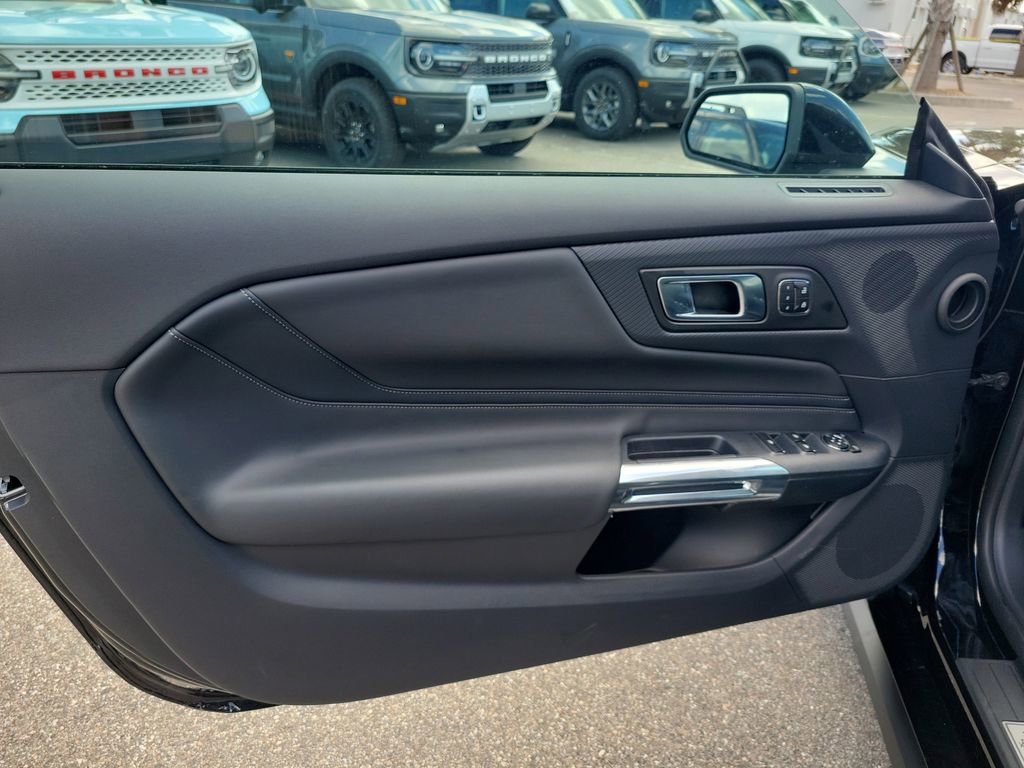 New 2025 Ford Mustang GT Premium w/ GT Performance Package image 13