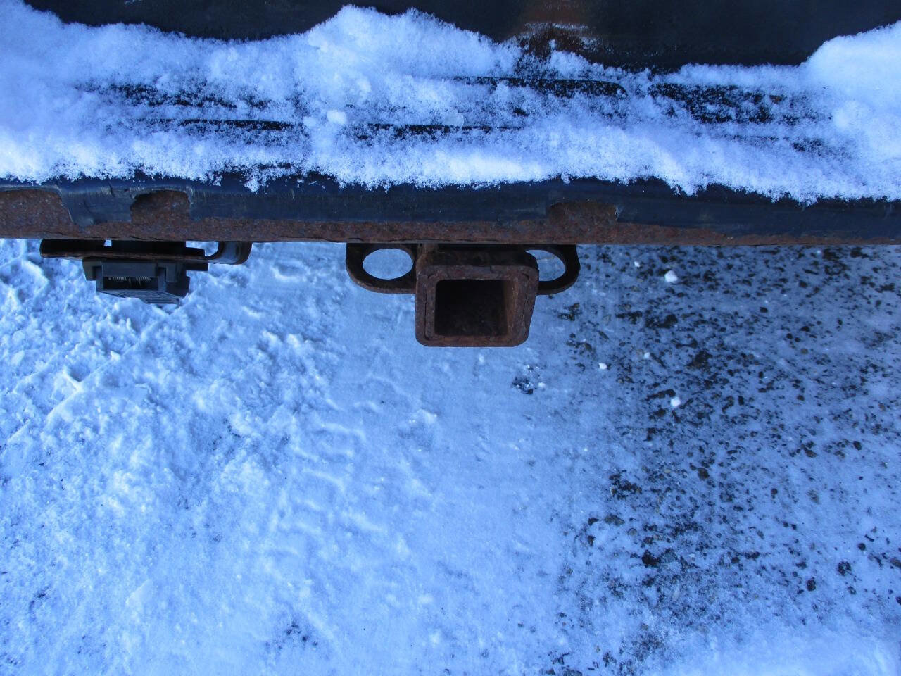 Used 2009 Chevrolet Express 3500 image 32