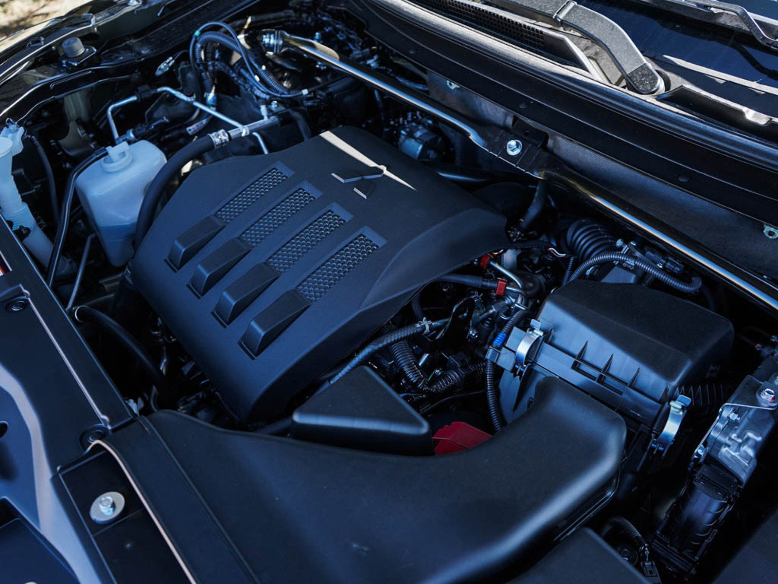 New 2025 Mitsubishi Eclipse Cross LE image 7