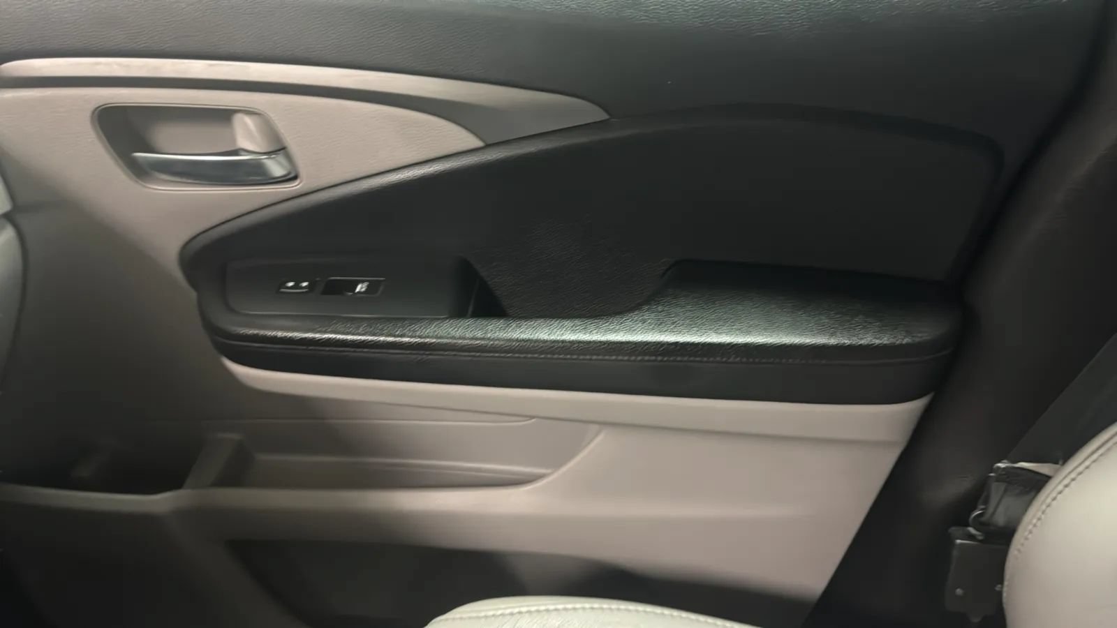 Used 2020 Honda Pilot EX-L image 18