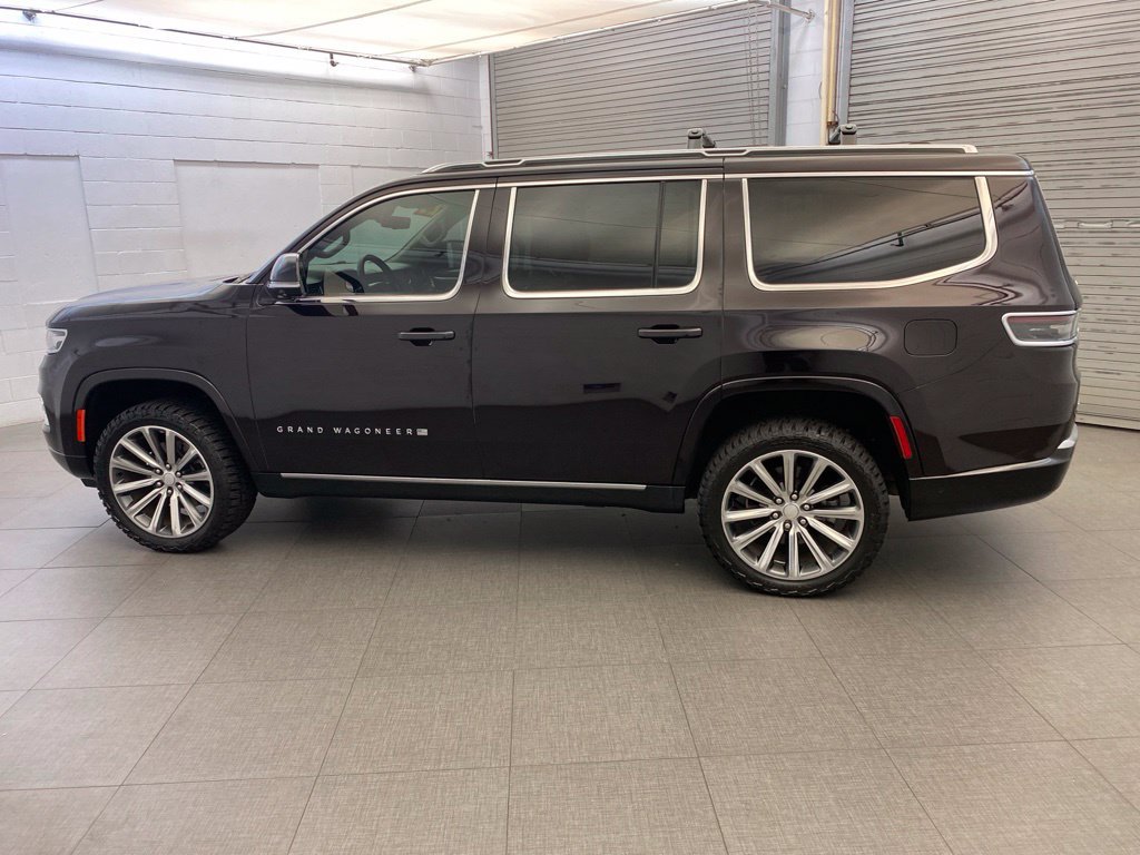 Used 2023 Jeep Grand Wagoneer Series II w/ Flexible Seating Group AWD/4WD image 5