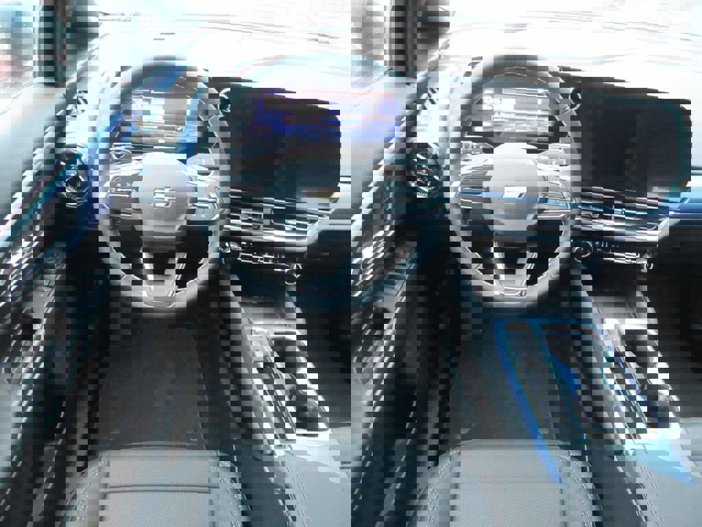 New 2026 Chevrolet Equinox EV LT image 14