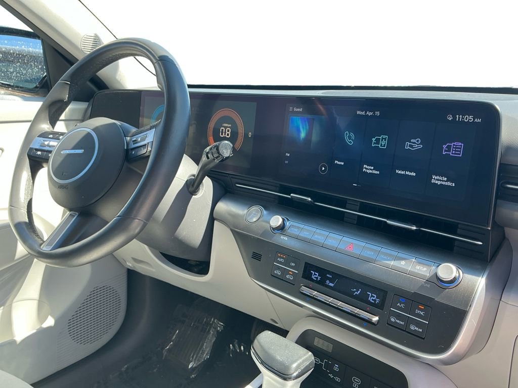 Used 2024 Hyundai Kona SEL FWD image 18