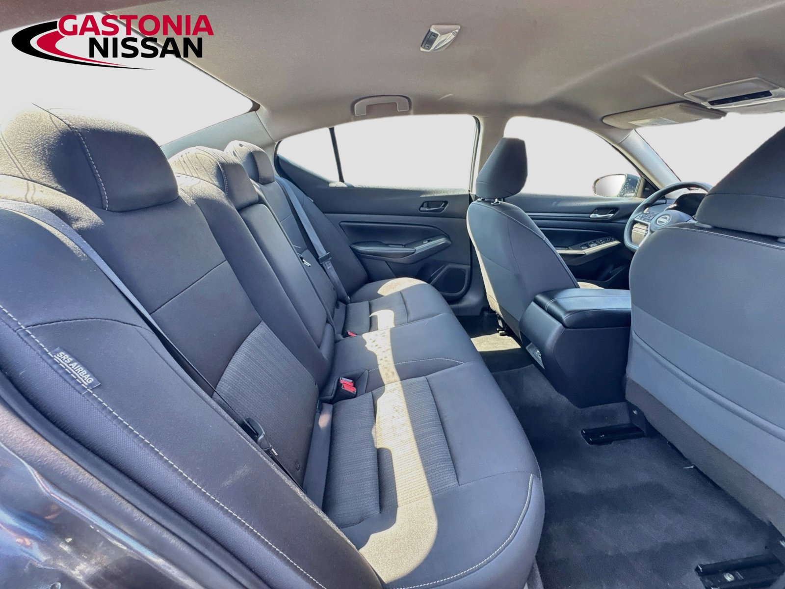 Used 2024 Nissan Altima 2.5 SV FWD image 34