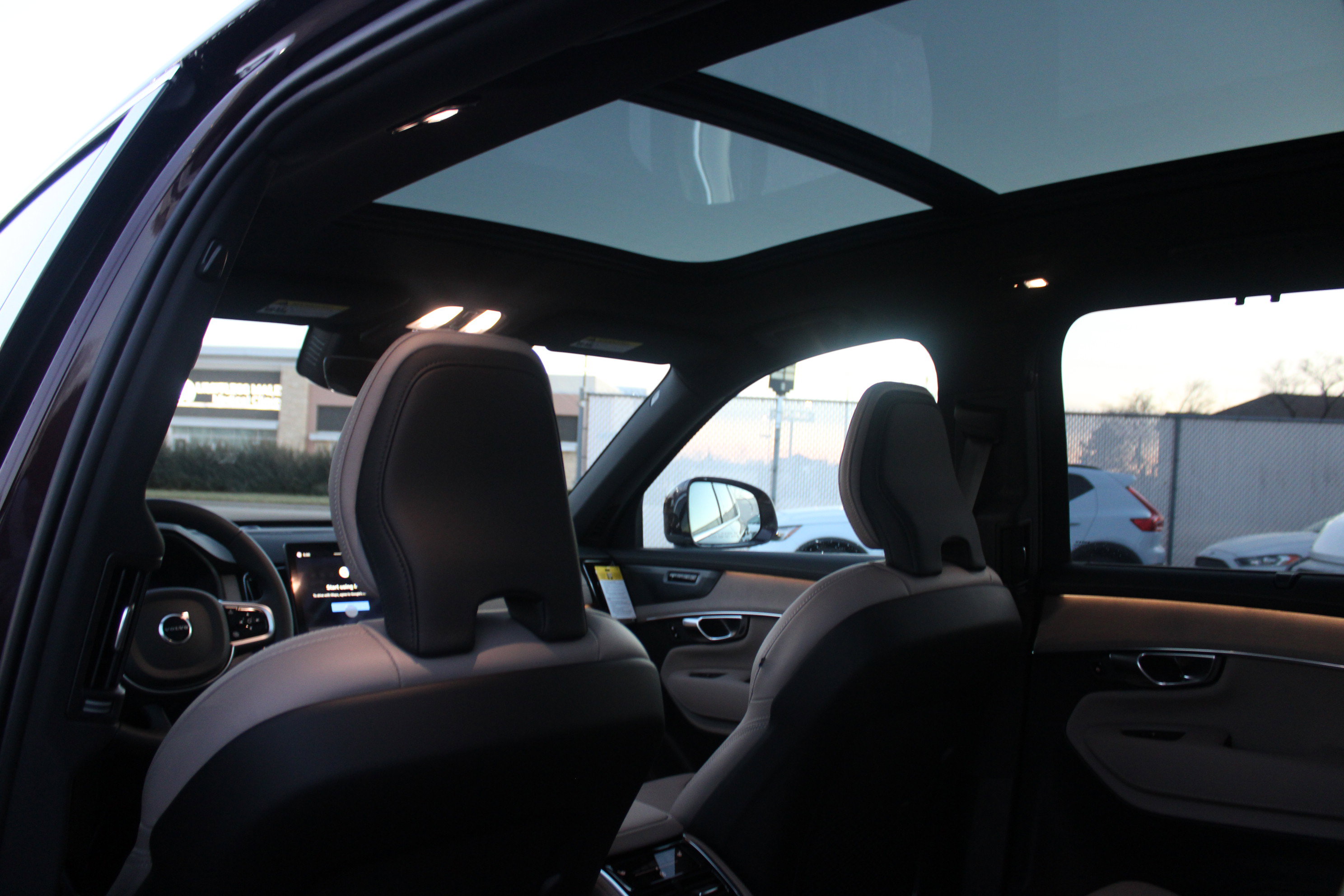 New 2026 Volvo XC90 T8 Ultra w/ Protection Package Premier AWD/4WD image 31