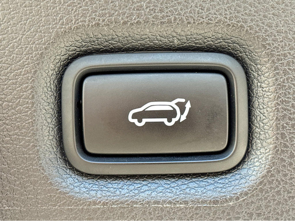 Used 2022 Hyundai Santa Fe Limited image 28