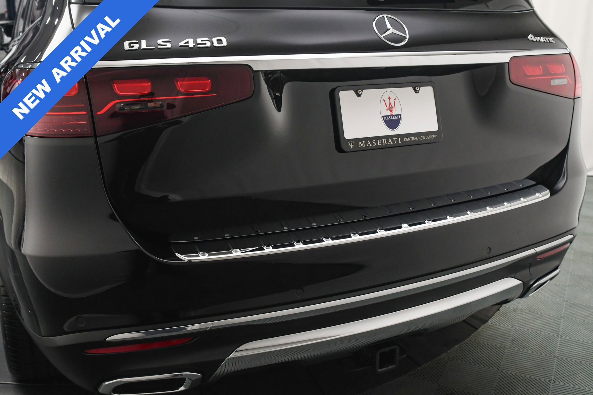 Used 2025 Mercedes-Benz GLS 450 4MATIC image 23