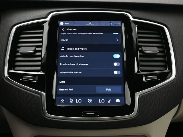 Used 2023 Volvo XC90 B6 Plus AWD/4WD image 19