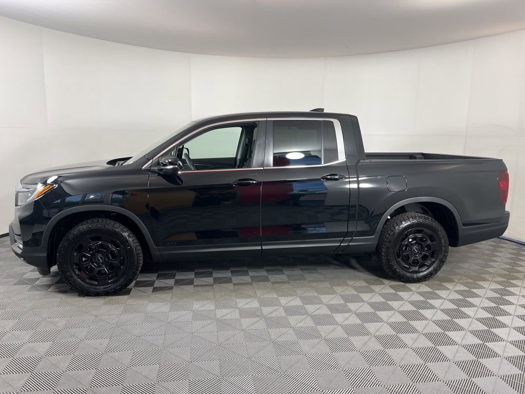 Certified 2025 Honda Ridgeline RTL+ image 2