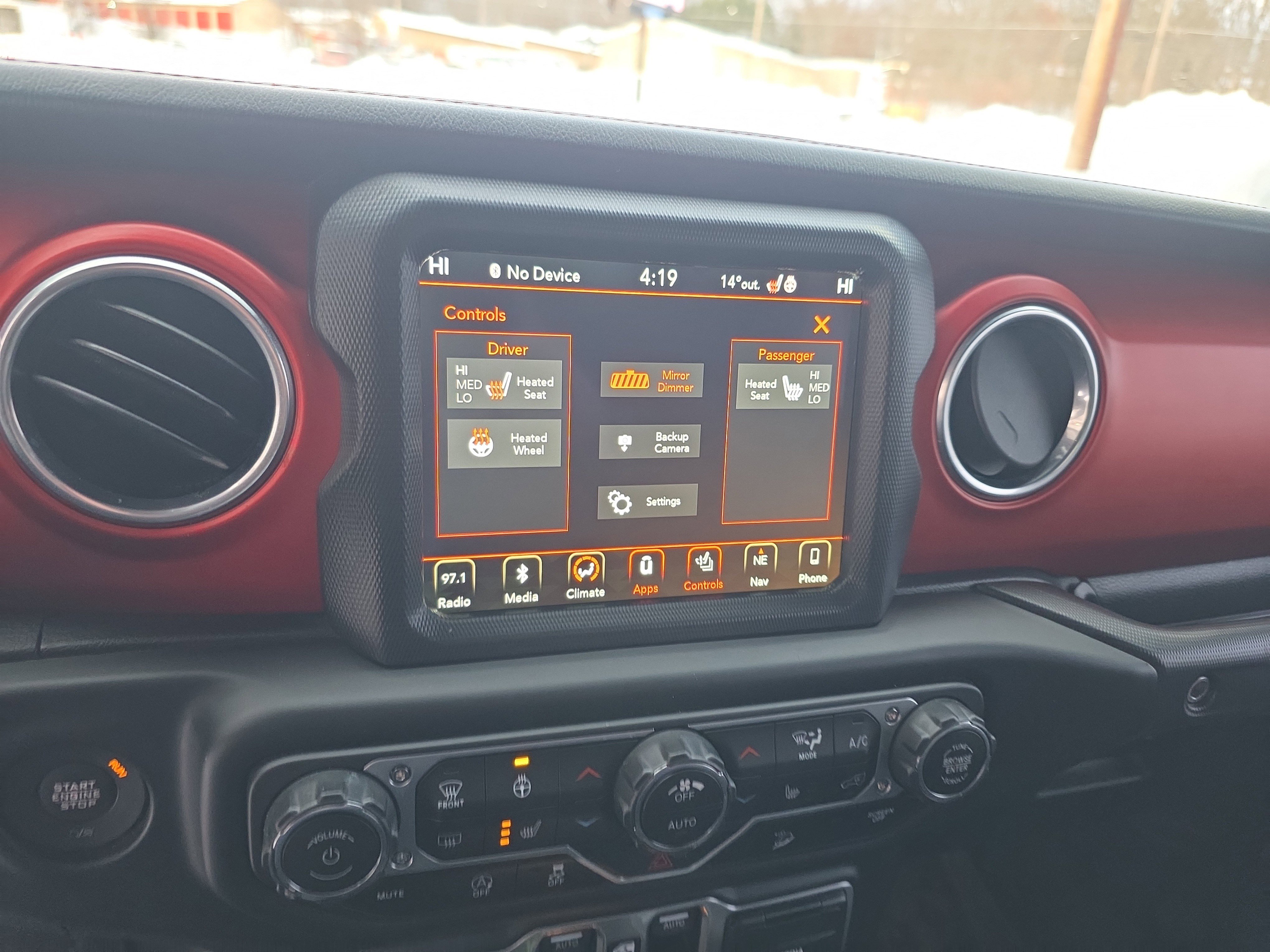 Used 2018 Jeep Wrangler Unlimited Rubicon image 30