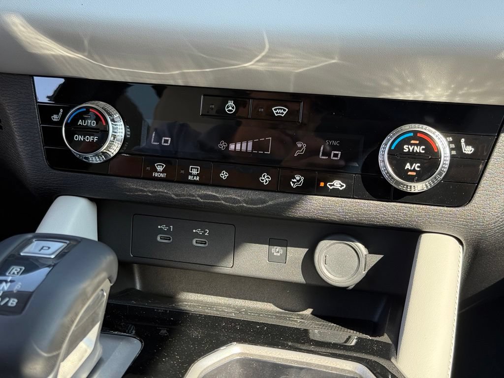 New 2026 Mitsubishi Outlander SE AWD/4WD image 31